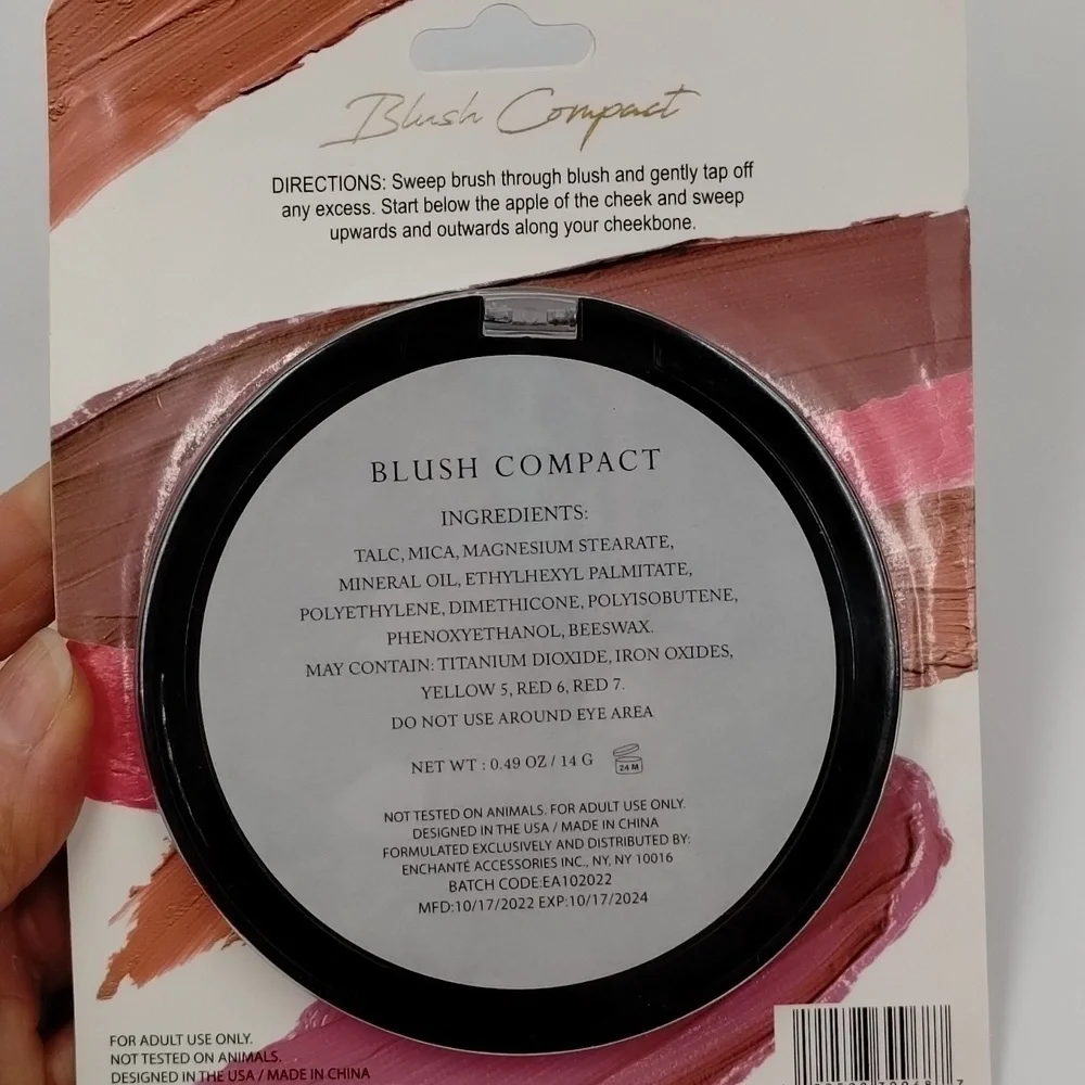 Ellen Tracy Blush Compact in package women's